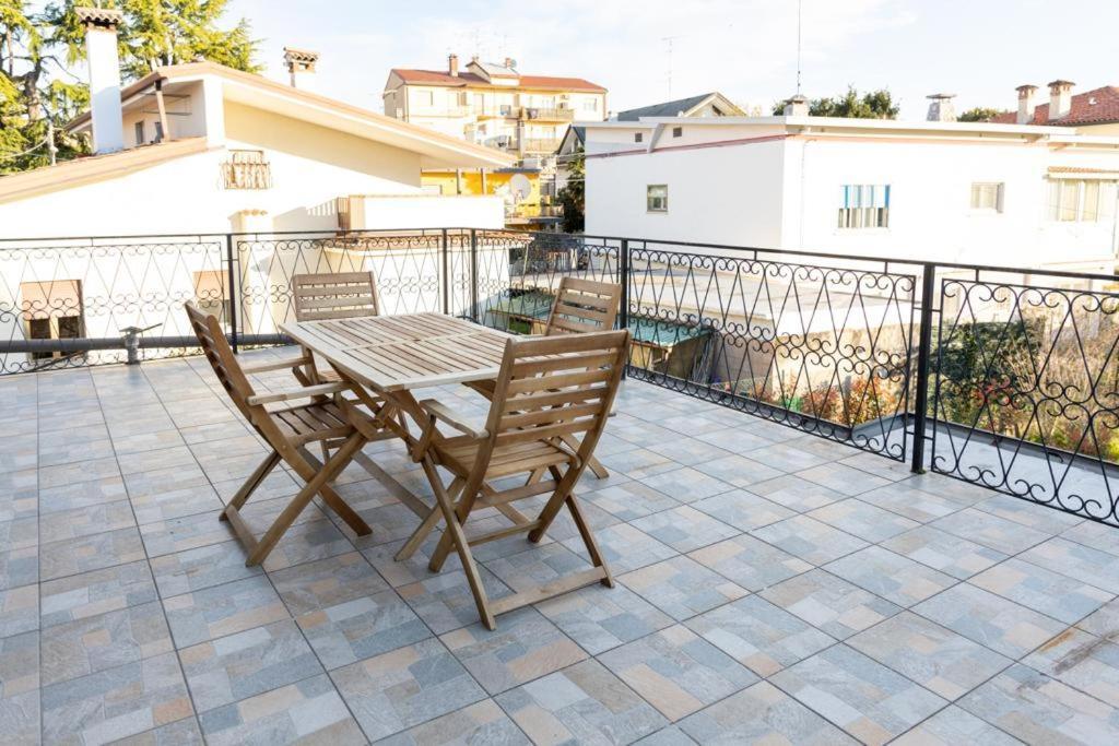 Elite Home Monfalcone Bagian luar foto
